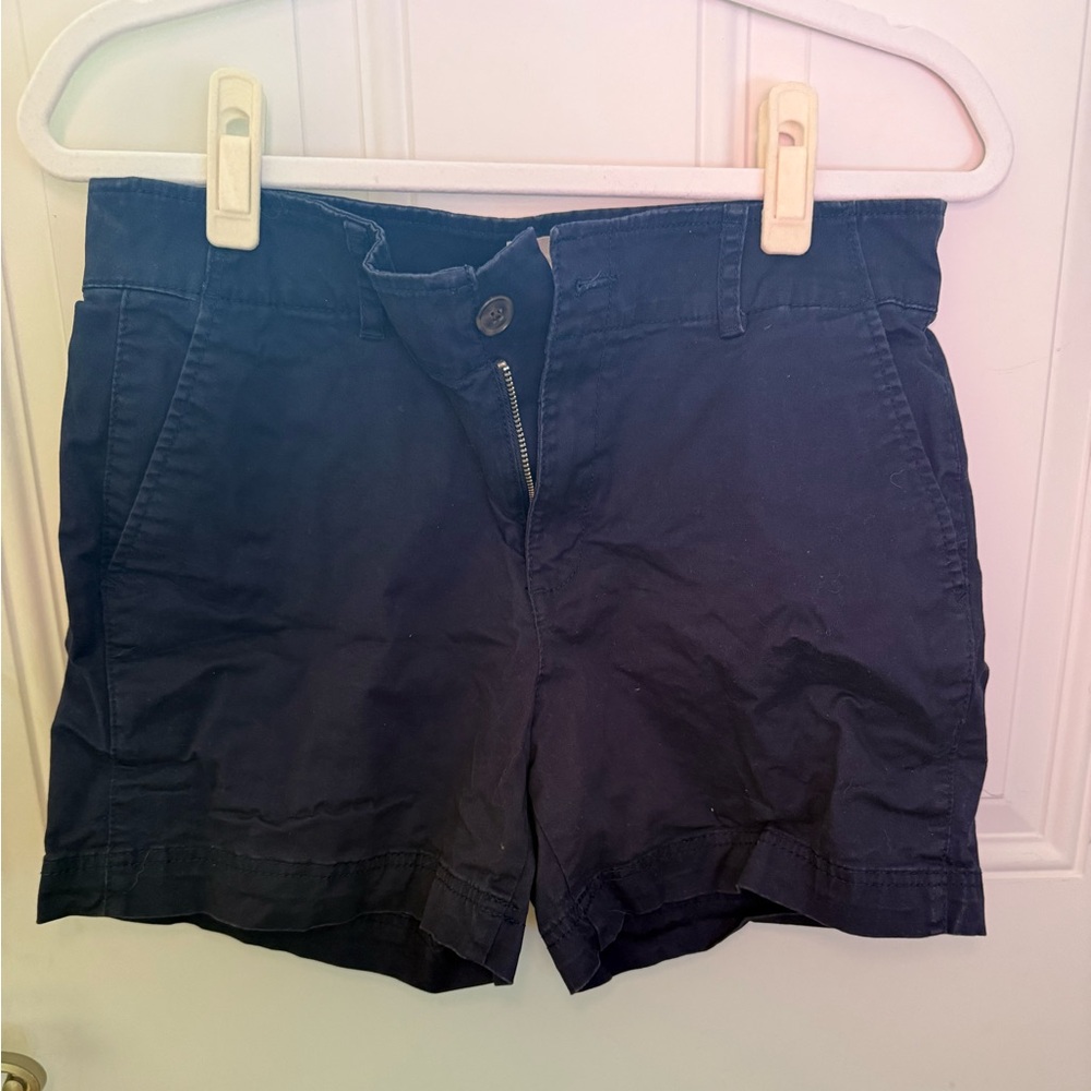 Gap Classic Navy Women's Shorts size 6